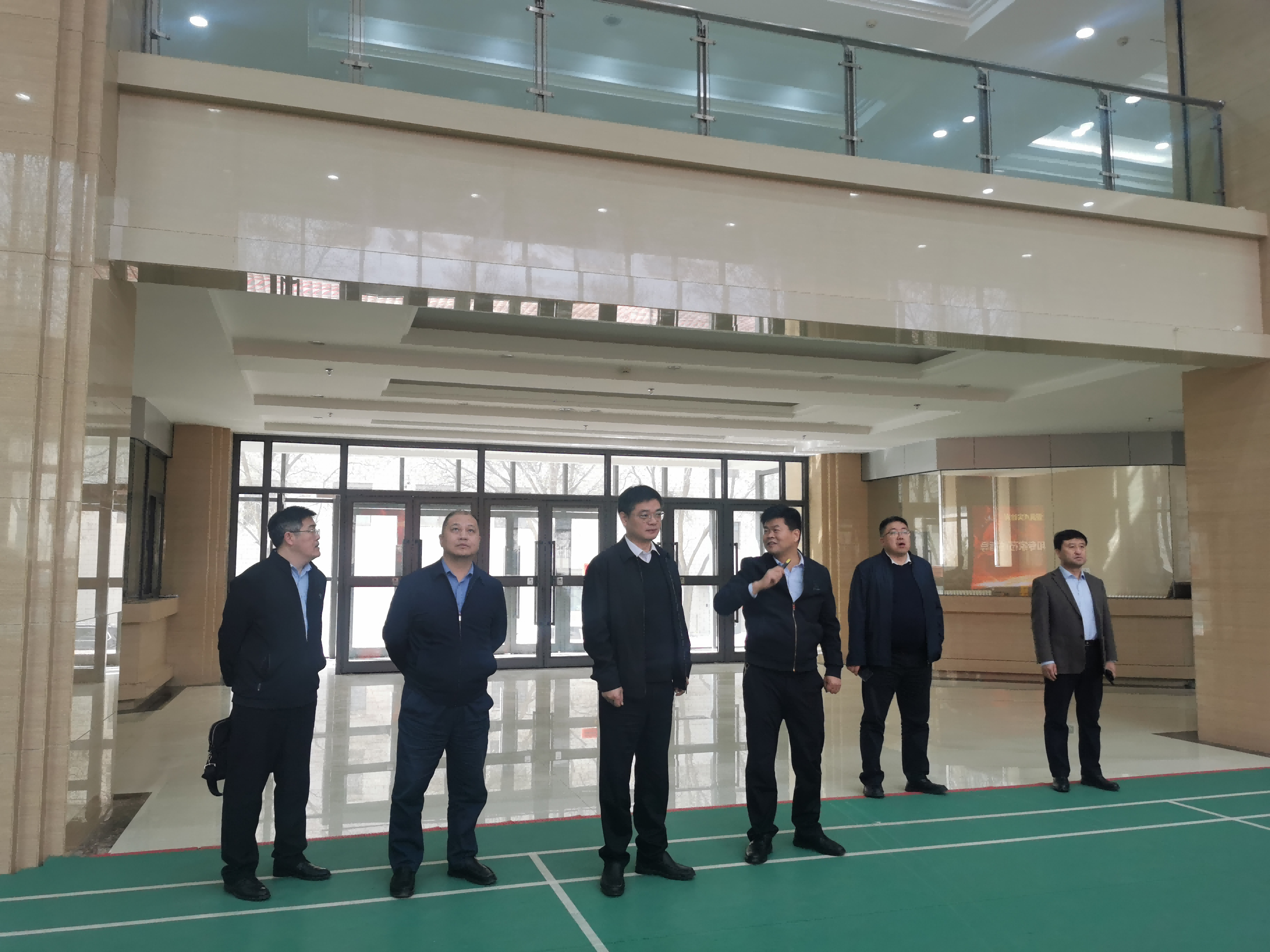 中国农业科学院西部农业研究中心与研究所开展合作交流