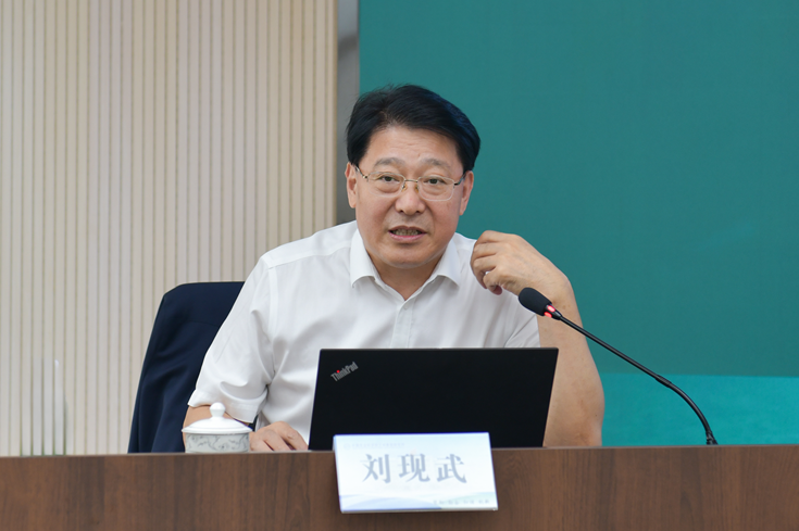 中国农科院副院长刘现武调研兰兽研