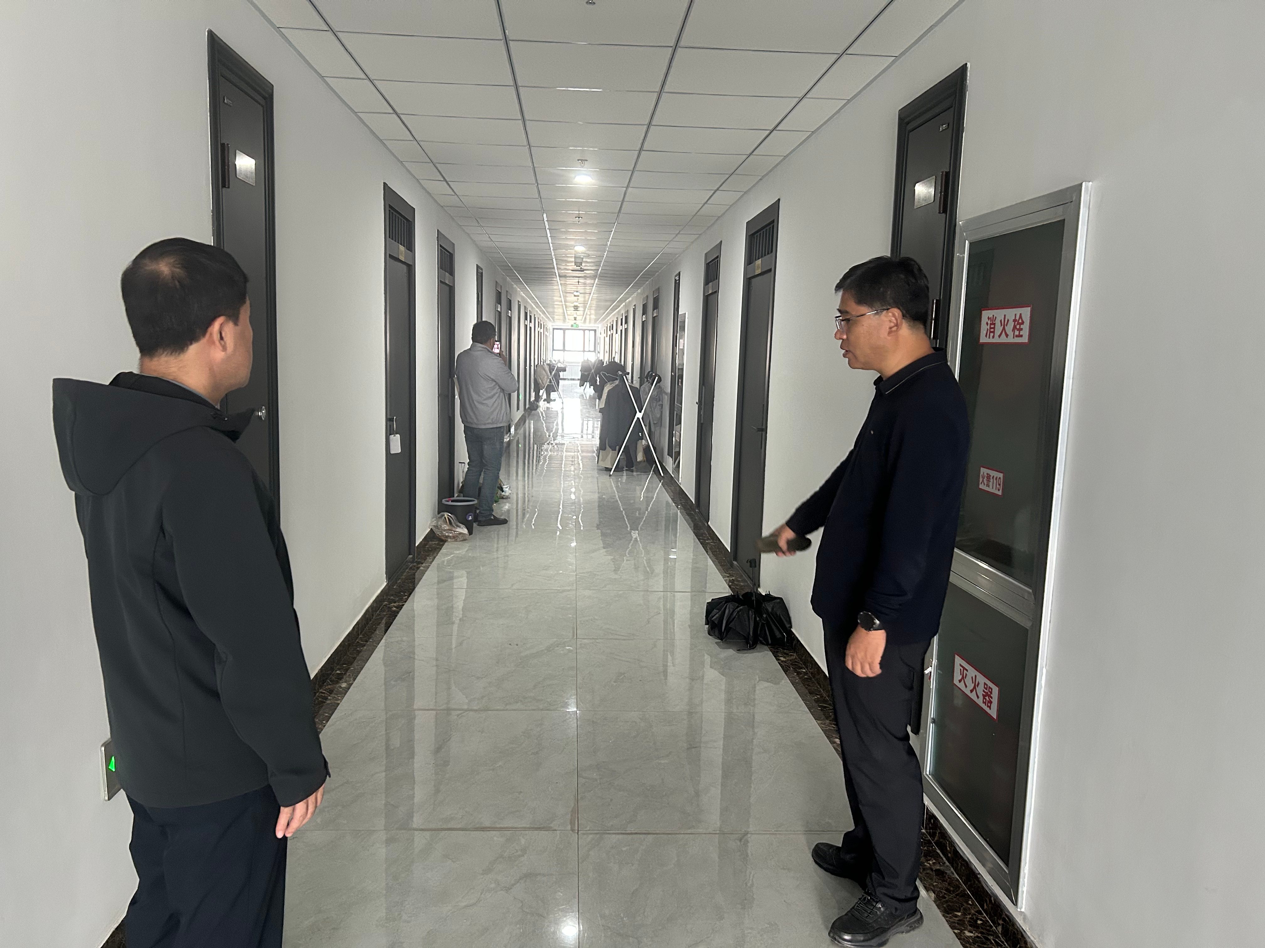 
研究所领导带队开展国庆中秋双节安全检查